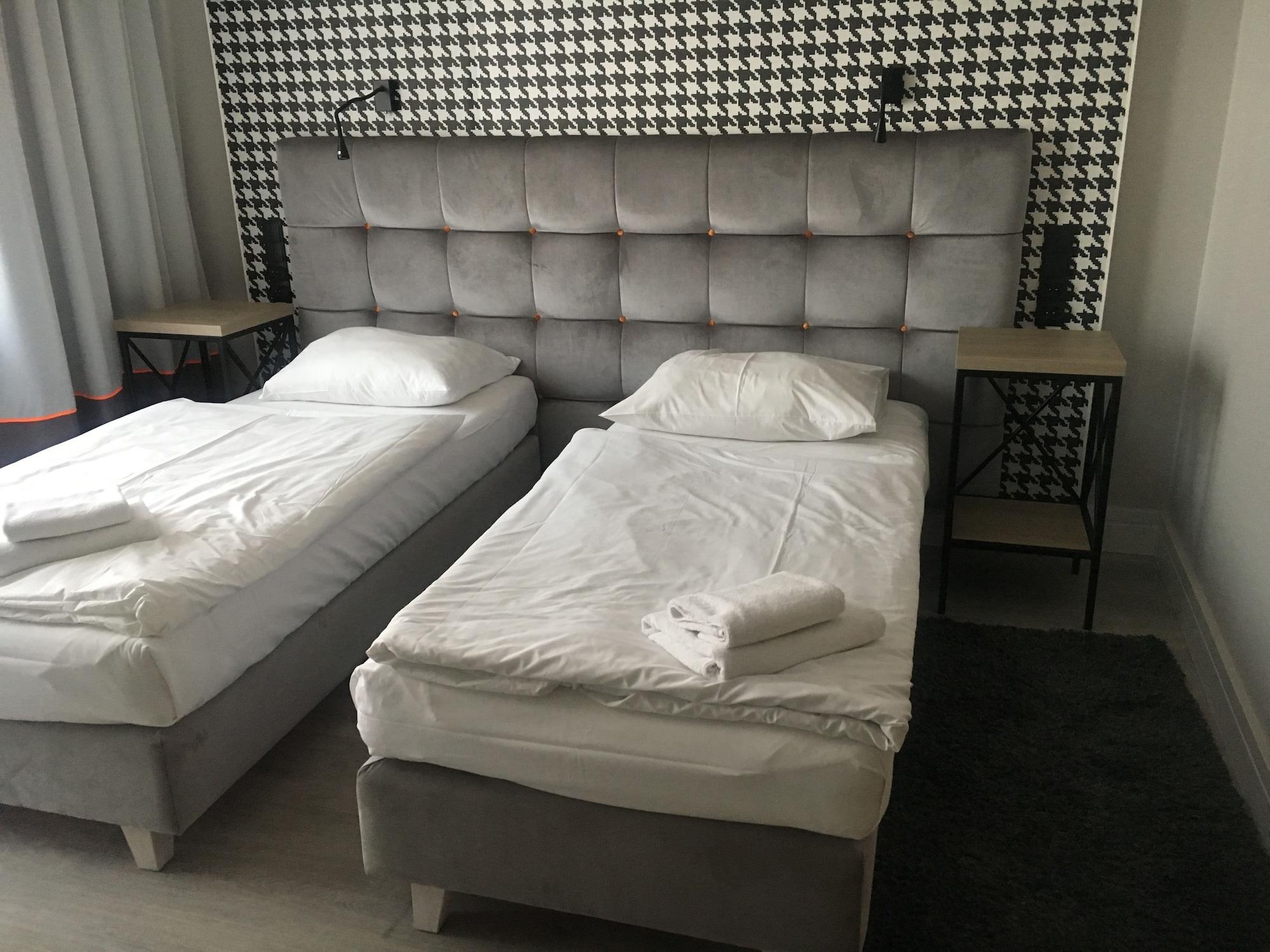 Hotel Pomaranczowa Plaza Сопот Екстериор снимка