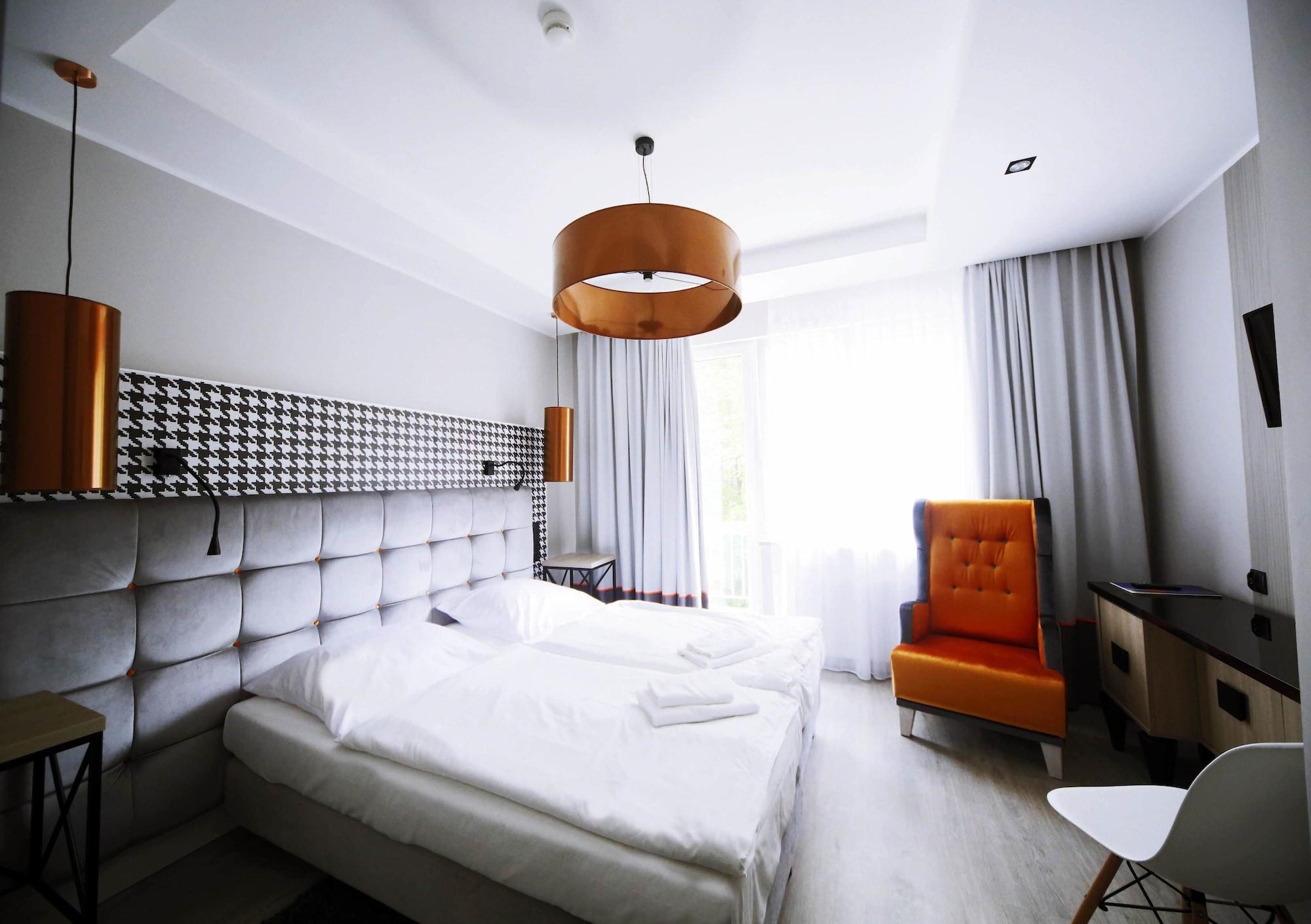 Hotel Pomaranczowa Plaza Сопот Екстериор снимка