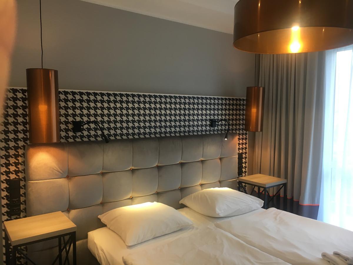 Hotel Pomaranczowa Plaza Сопот Екстериор снимка